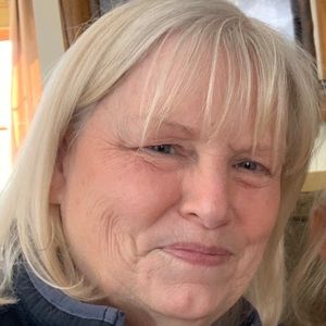 Meet your Posher, Laurel